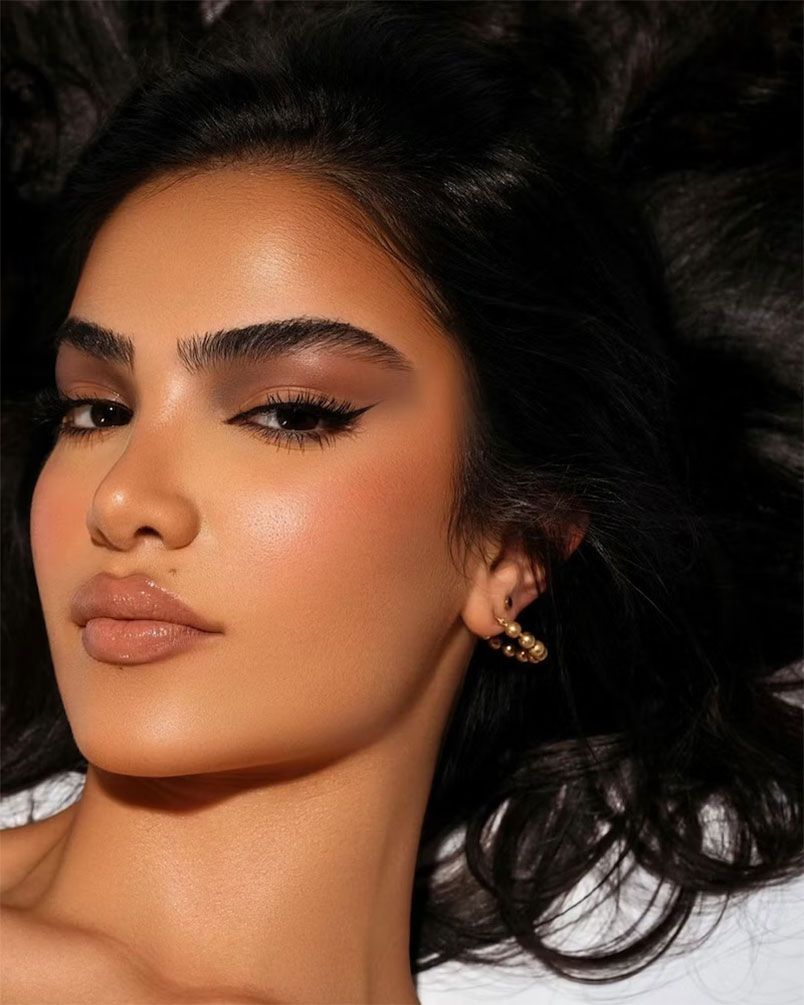 Latte Makeup - xu hướng trang điểm 