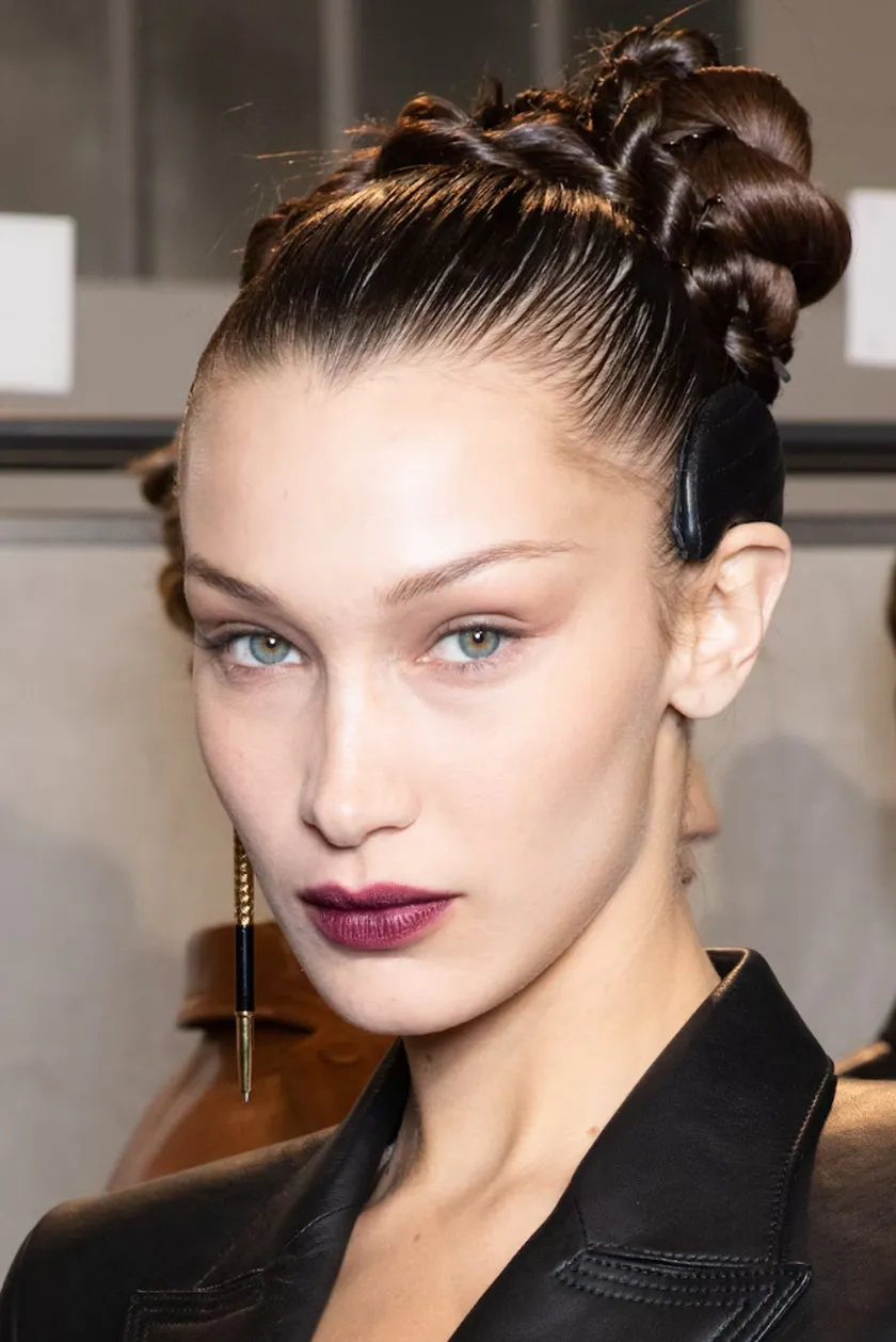 10 màu son vô cùng đẹp để mặc với váy đen cho nàng thêm quyến rũ - 9