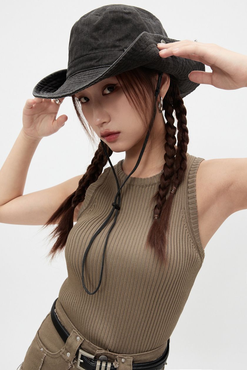 Mũ boonie bucket là gì? 10 cách phối đồ 