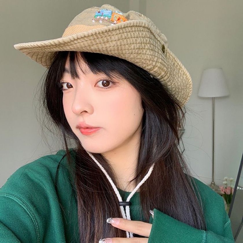 Mũ boonie bucket là gì? 10 cách phối đồ 
