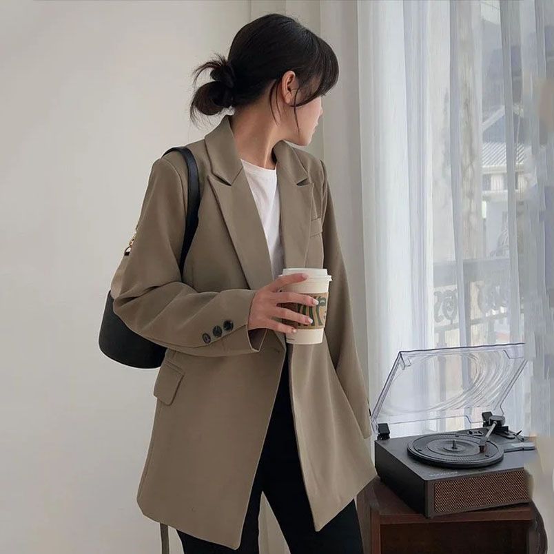Mùa hè mặc gì đi làm? Gợi ý phối đồ đi làm mùa hè cho cả tuần