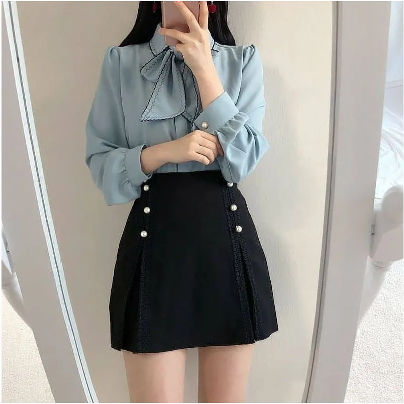 Mùa hè mặc gì đi làm? Gợi ý phối đồ đi làm mùa hè cho cả tuần