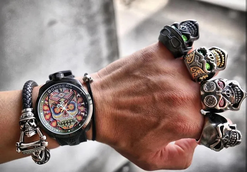 Nhẫn đầu lâu Bomberg: Sự kết hợp độc đáo giữa sức mạnh và quyền lực - 8