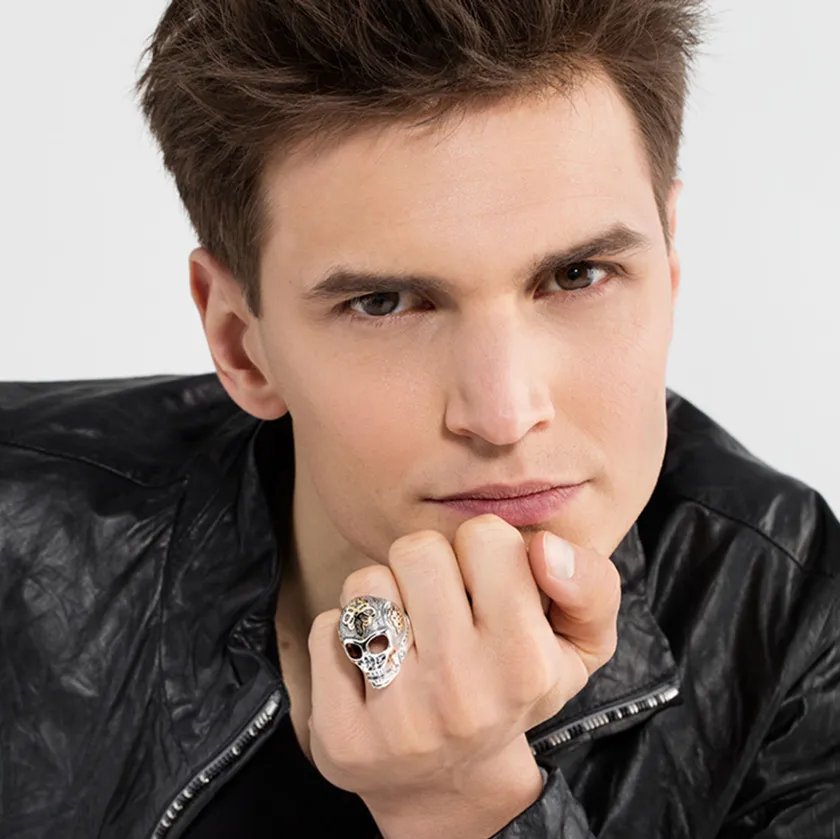 Nhẫn đầu lâu Bomberg: Sự kết hợp độc đáo giữa sức mạnh và quyền lực - 6