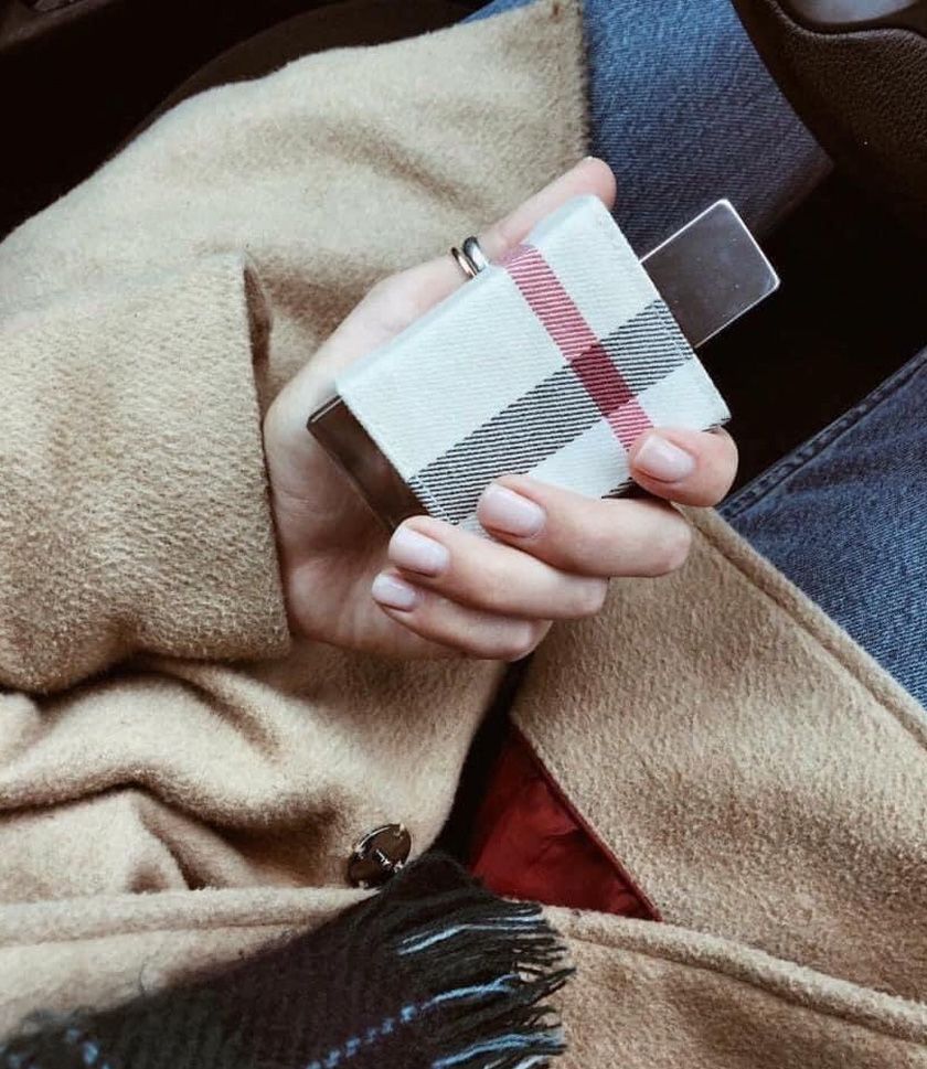 Top 10 Chai Nước Hoa Mùa Thu Cho Nữ Thơm Lâu Ấm Áp Và Quyến Rũ