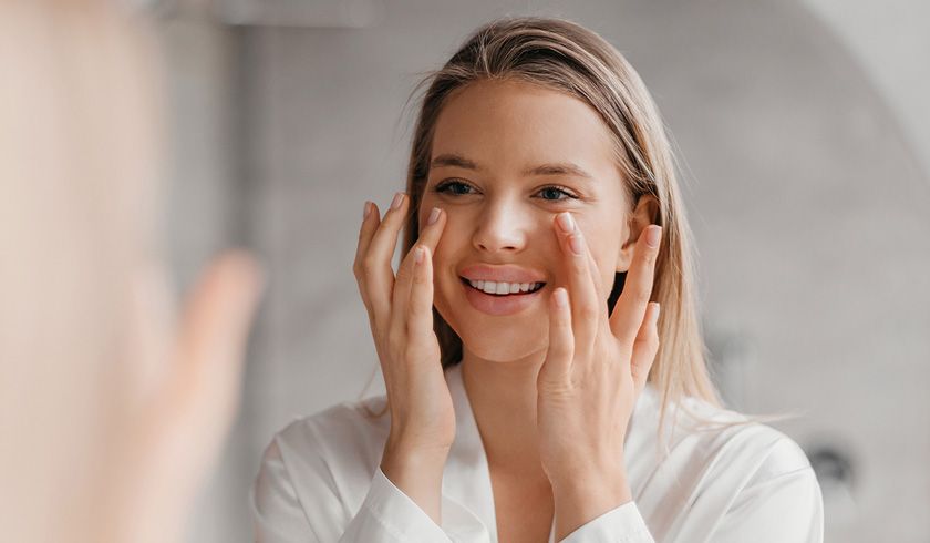 Quy trình và sản phẩm skincare cho da sần sùi, khô ráp