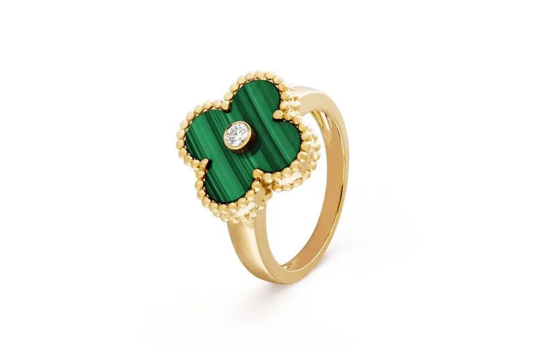 Top 7 nhẫn cỏ 4 lá Van Cleef Arpels được đáng mua