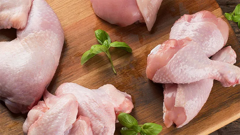 Bấm lỗ tai kiêng ăn gì? Bấm lỗ tai nên ăn gì cho mau lành?