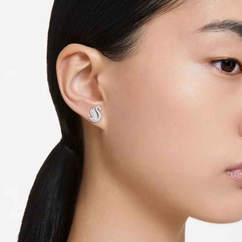 5 mẫu bông tai thiên nga Swarovski chính hãng vô cùng đẹp 2025