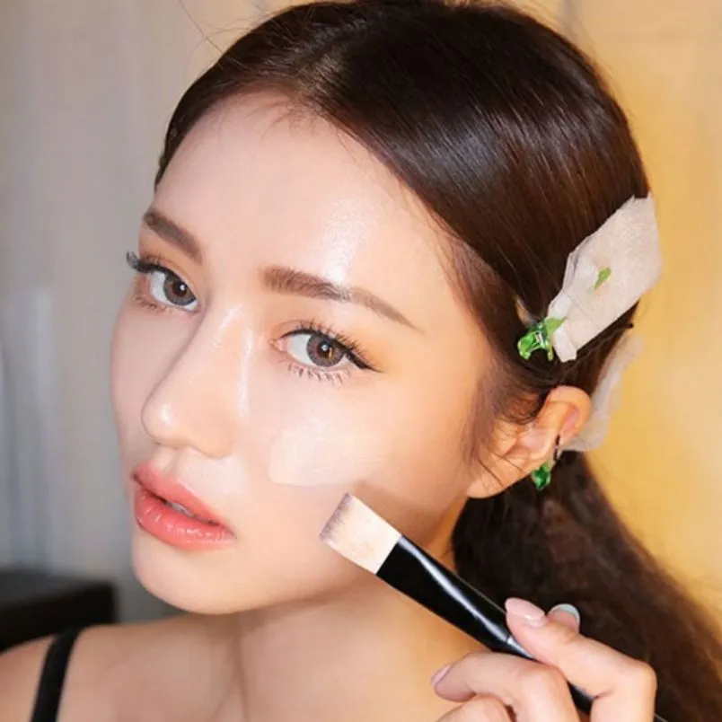 Mách bạn các bước trang điểm cơ bản có kem chống nắng