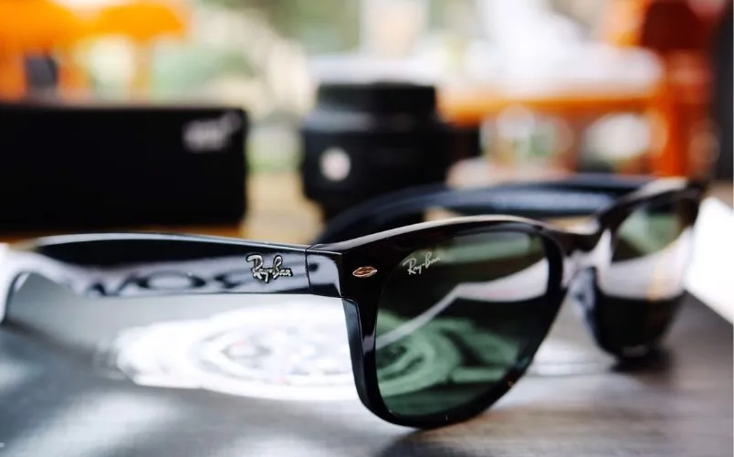 Các dòng kính Rayban kinh điển bán chạy mọi thời đại
