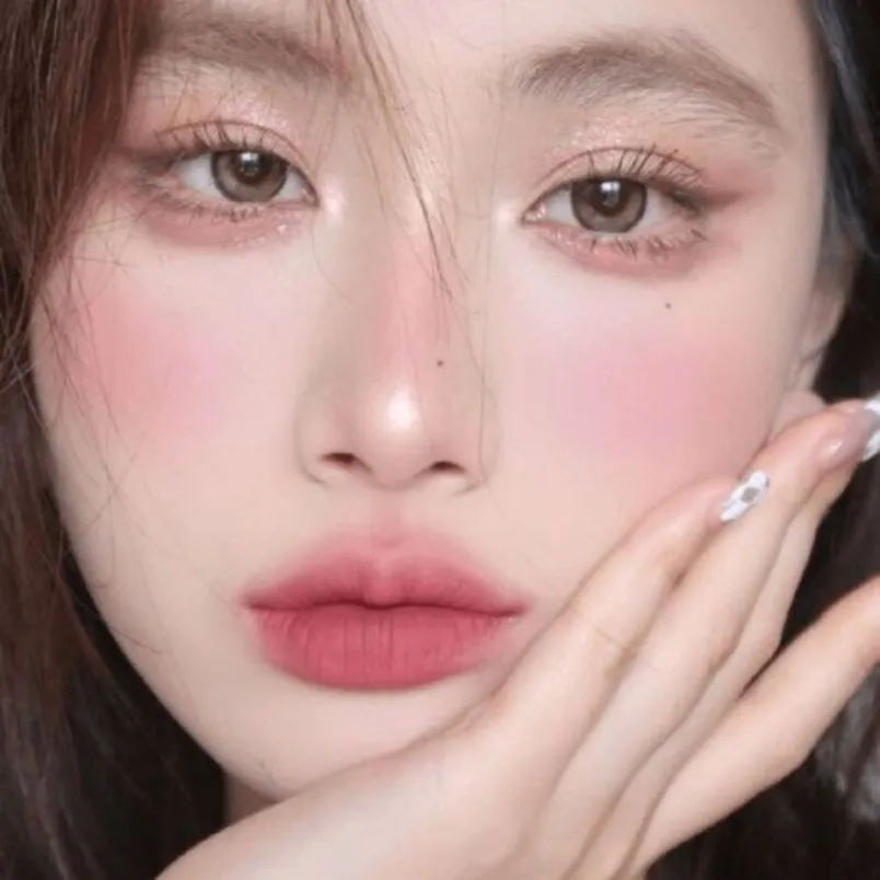 Hướng dẫn cách đánh má hồng cho từng dáng mặt - 13