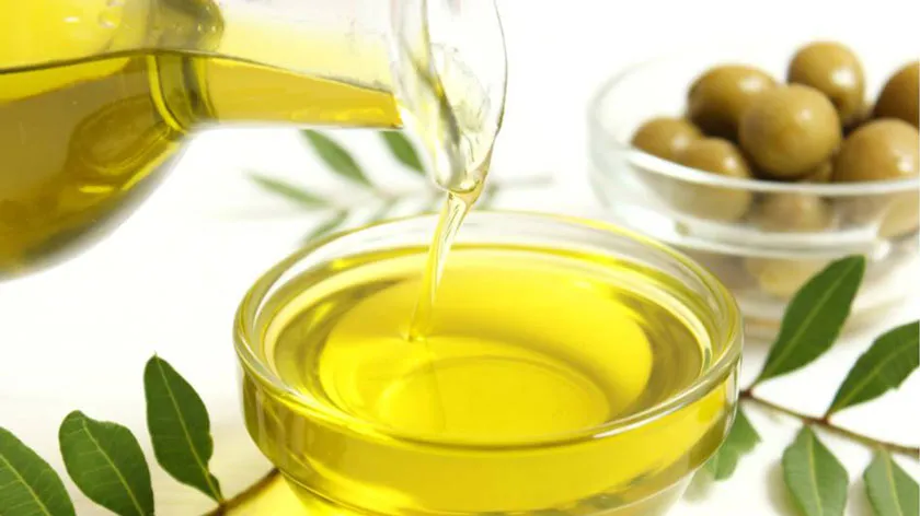 Gợi ý 14 cách làm tóc mái nhanh dài trong 1 tuần tại nhà
