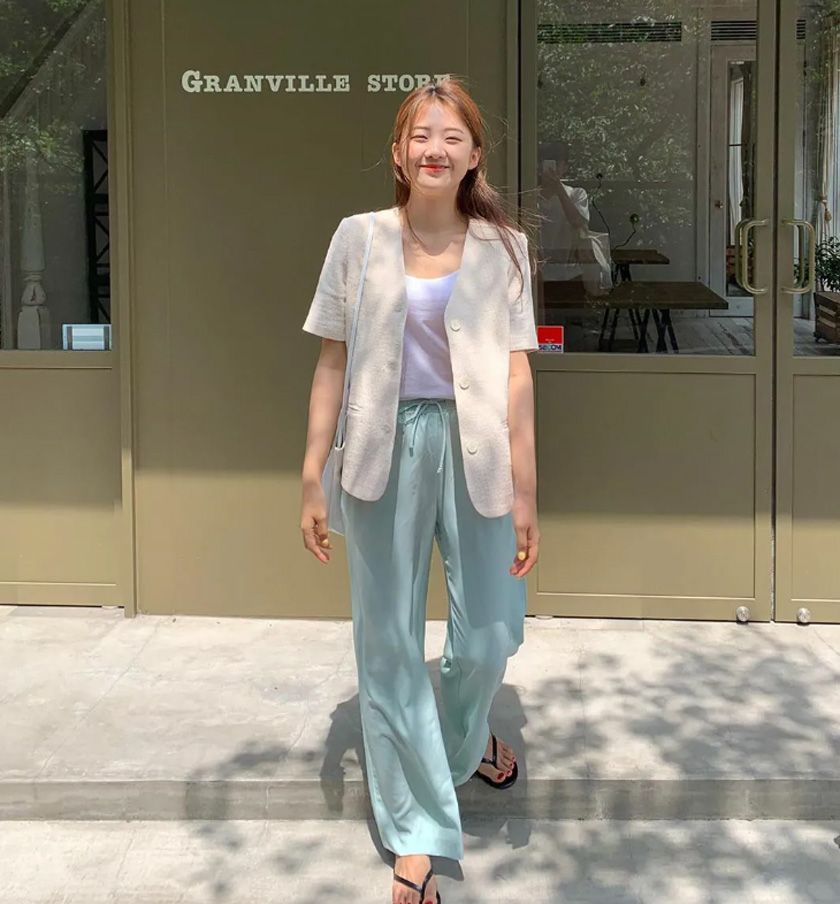 Lưu ngay 15 cách mặc áo blazer tay ngắn đẹp cho phái nữ