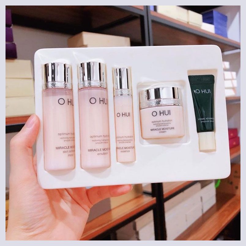 Cách sử dụng bộ mỹ phẩm Ohui mini 5 món hiệu quả - 1