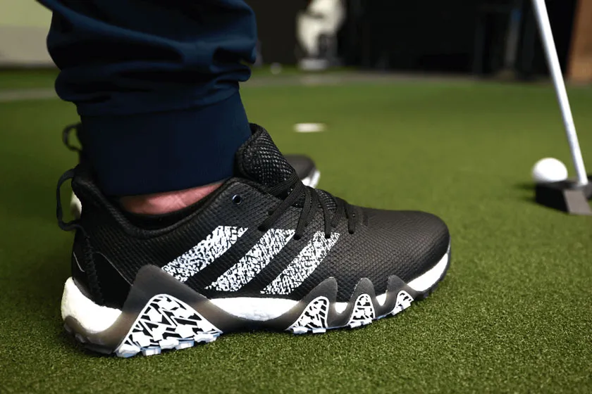 Giày golf Adidas có tốt không? Top 5 đôi giày chơi golf Adidas được nhiều khách hàng yêu thích - 8