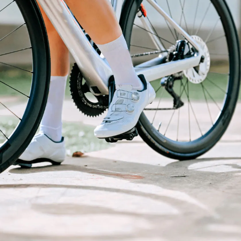 Top 10 thương hiệu giày đi xe đạp chất lượng, bán chạy năm 2025 - 5