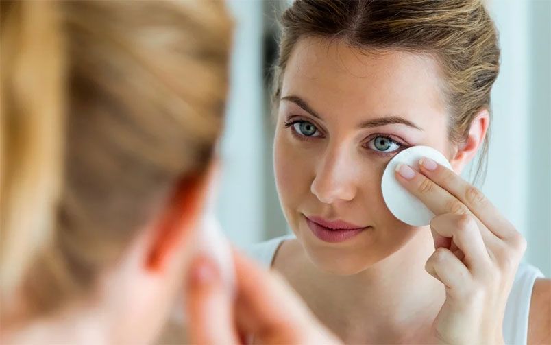 Góc giải đáp: Không trang điểm có cần tẩy trang không? - 5