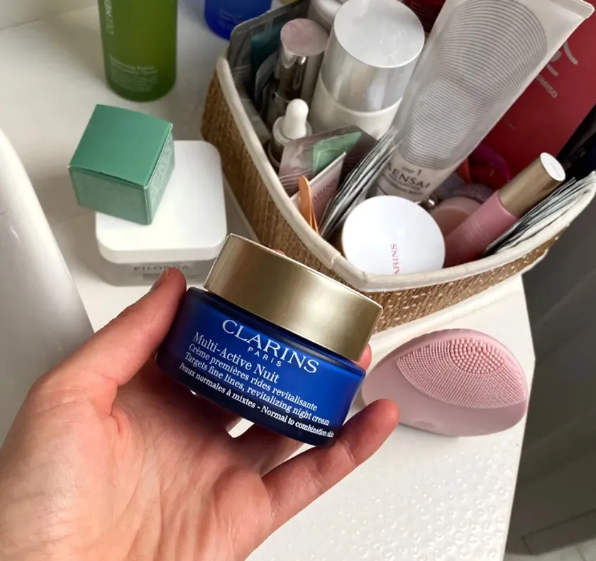 Top 12 loại kem dưỡng ban đêm cho da dầu rất đáng để thử - 9