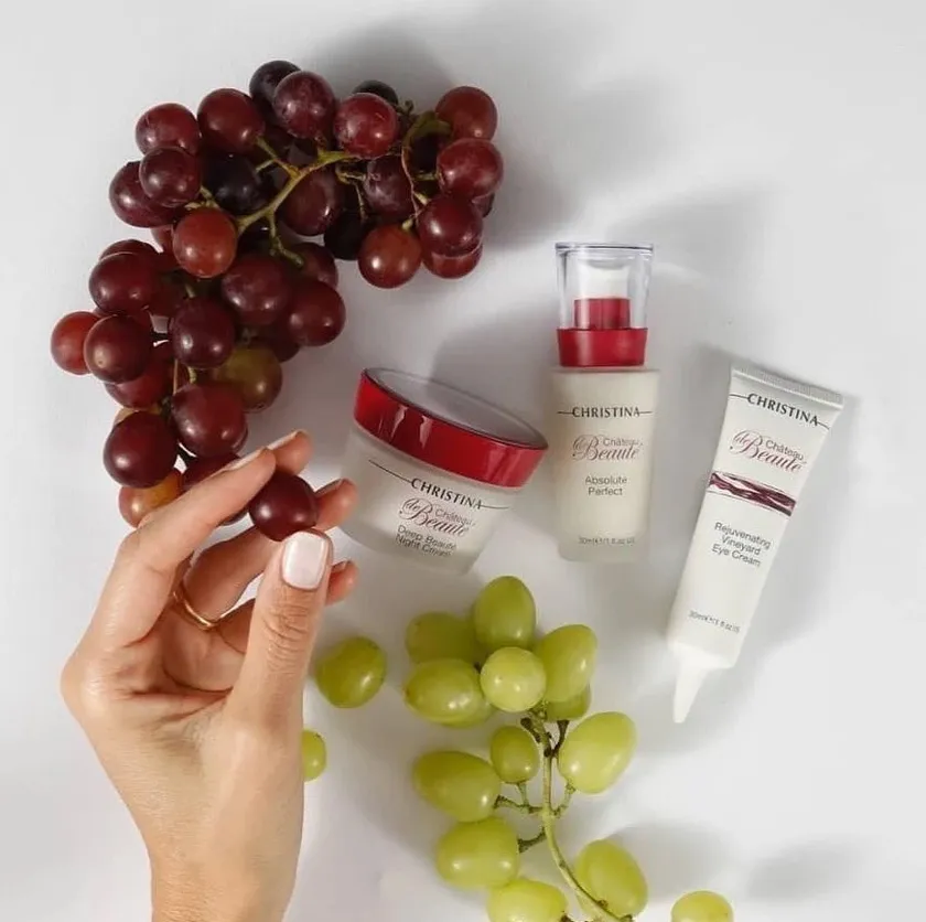 Top 12 loại kem dưỡng ban đêm cho da dầu rất đáng để thử - 10