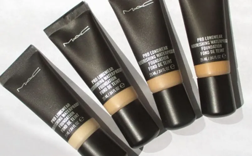 Top 7+ kem nền MAC che khuyết điểm lâu trôi tốt - 12