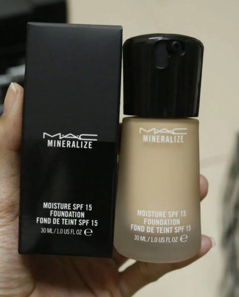 Top 7+ kem nền MAC che khuyết điểm lâu trôi tốt - 15