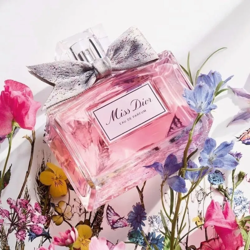 Nước hoa Miss Dior có mấy loại? Mùi nào thơm nổi trội?
