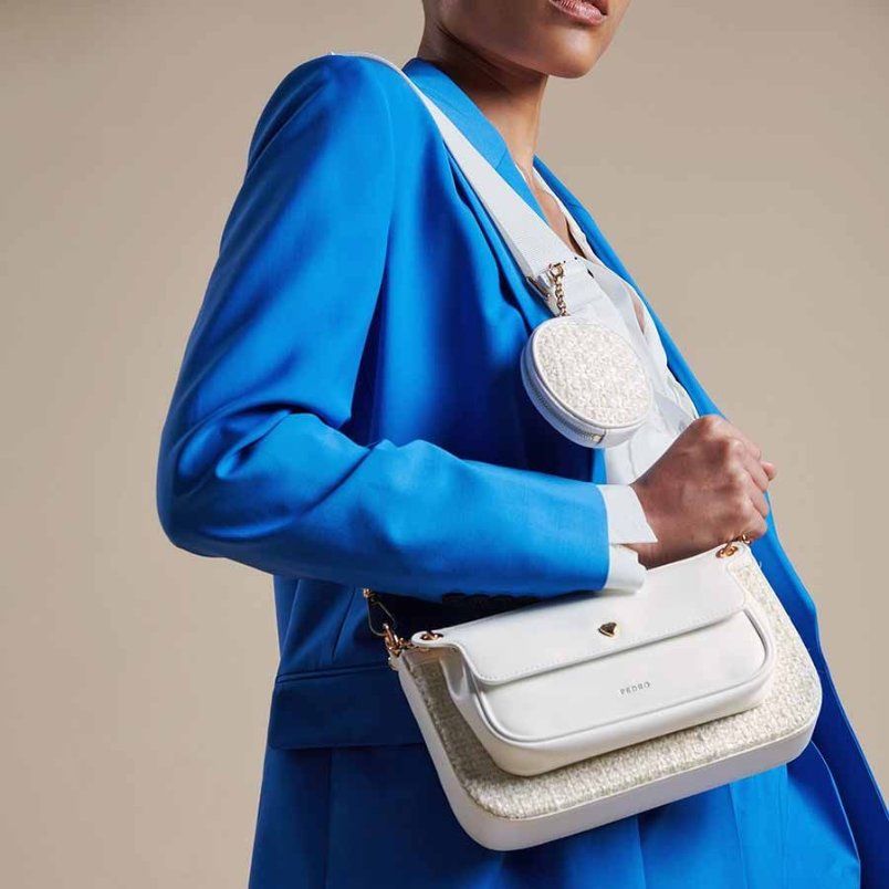 Shoulder bag là gì? 7+ mẫu túi đeo vai đẹp và sang trọng cho nữ