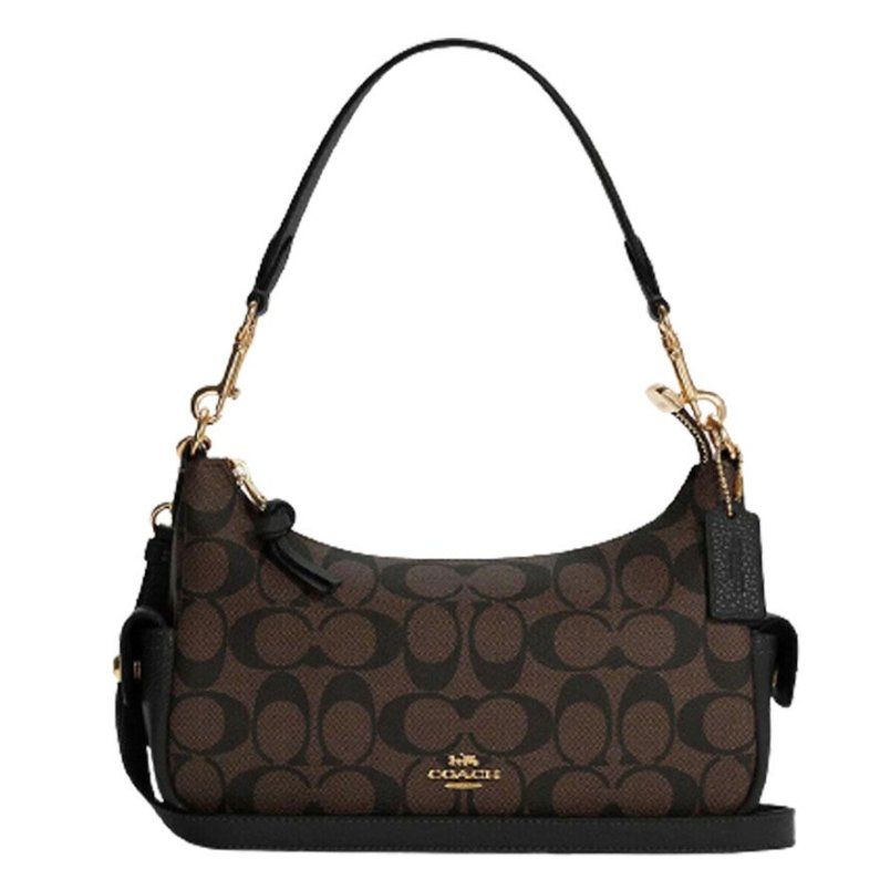 Shoulder bag là gì? 7+ mẫu túi đeo vai đẹp và sang trọng cho nữ