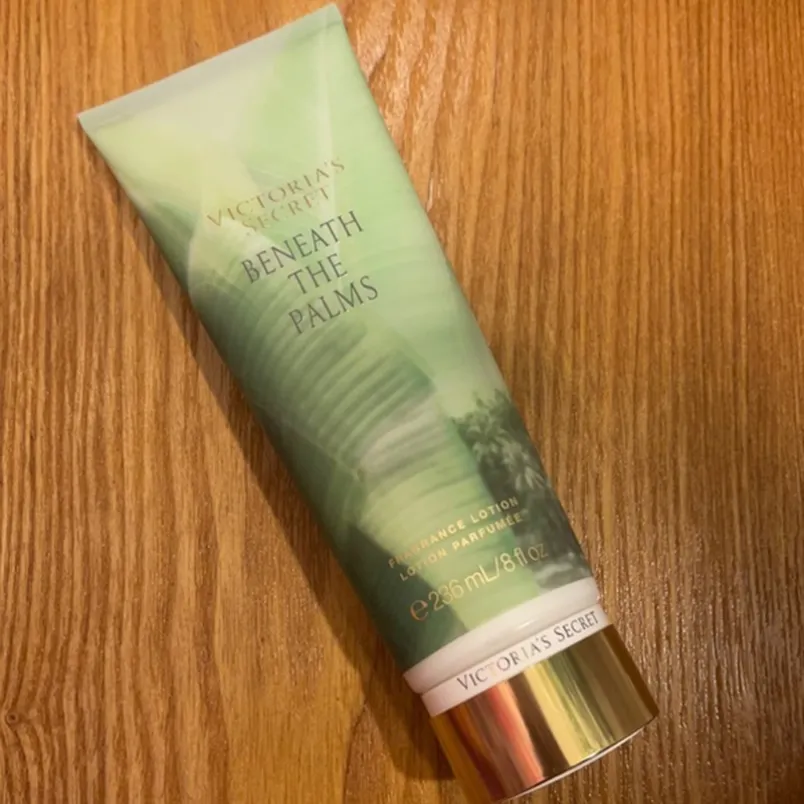 Sữa dưỡng thể Victoria Secret mùi nào rất thơm lưu hương lâu - 3