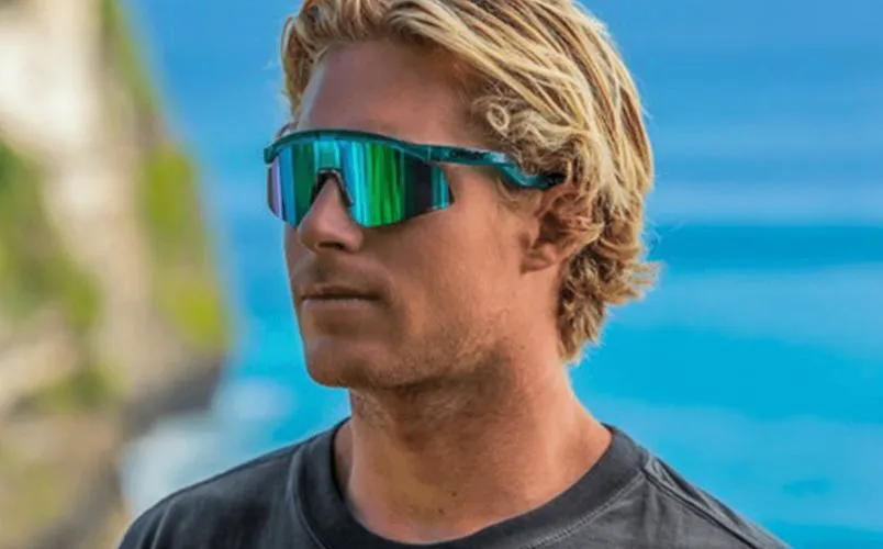 Thương hiệu mắt kính Oakley của nước nào? Có tốt không? Nên mua không