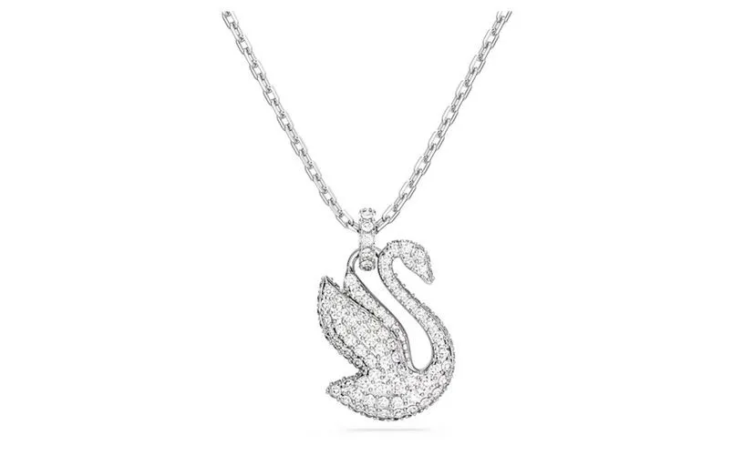 Top 8 dây chuyền thiên nga Swarovski được yêu rất thích 2025