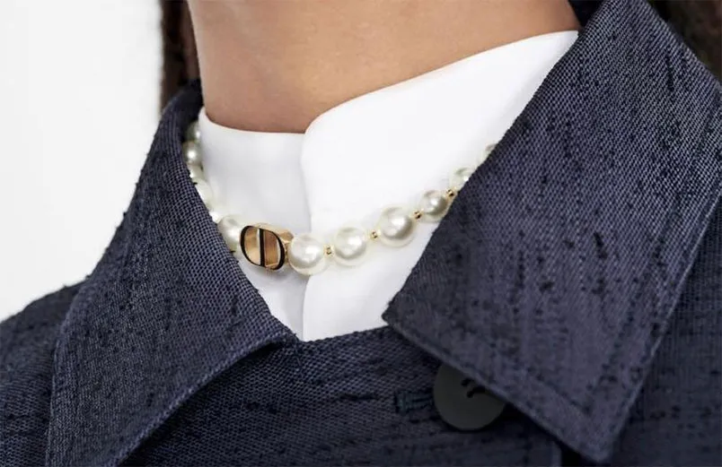 Top dây chuyền Dior cho nữ sang chảnh được yêu rất thích