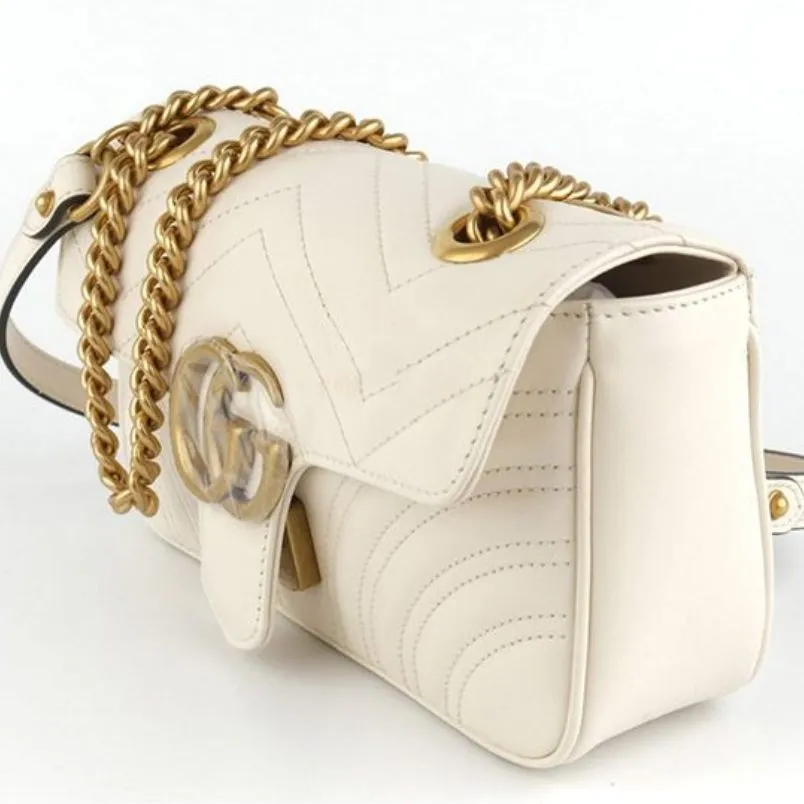 8 mẫu túi Gucci nữ đeo chéo chính hãng đẹp và đáng mua