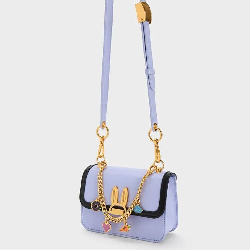 7 mẫu túi thỏ Charles & Keith chính hãng vừa xinh xắn vừa thời trang