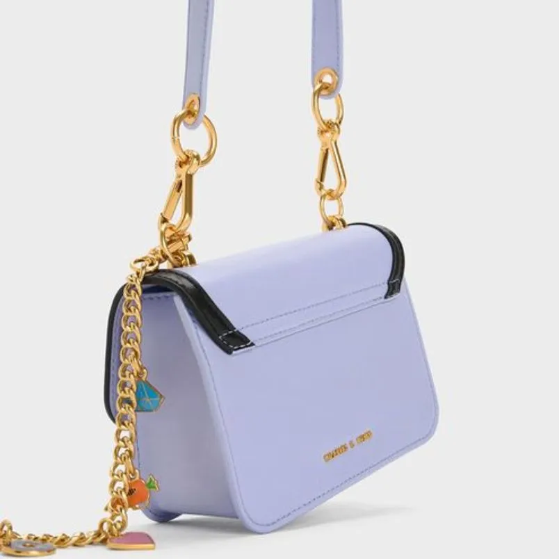 7 mẫu túi thỏ Charles & Keith chính hãng vừa xinh xắn vừa thời trang