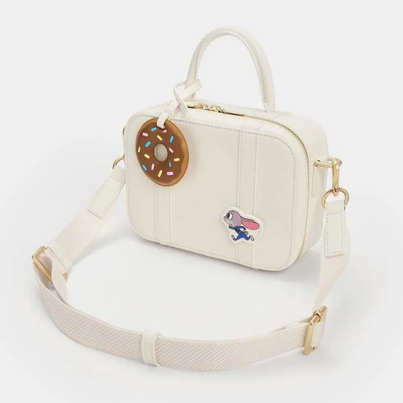 7 mẫu túi thỏ Charles & Keith chính hãng vừa xinh xắn vừa thời trang