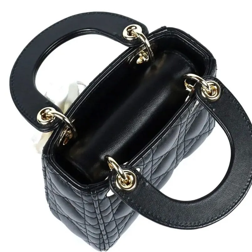 5 mẫu túi xách Lady Dior vô cùng đẹp bán chạy
