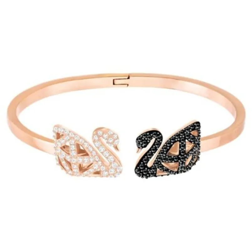 5 mẫu vòng tay thiên nga Swarovski chính hãng vô cùng đẹp
