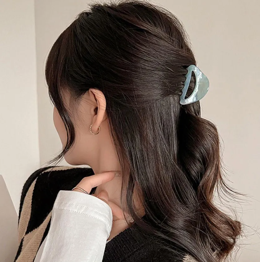 15+ cách búi tóc bằng kẹp càng cua chuẩn nàng thơ