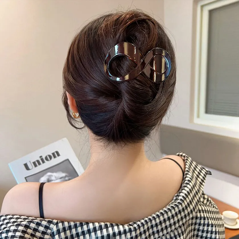 15+ cách búi tóc bằng kẹp càng cua chuẩn nàng thơ