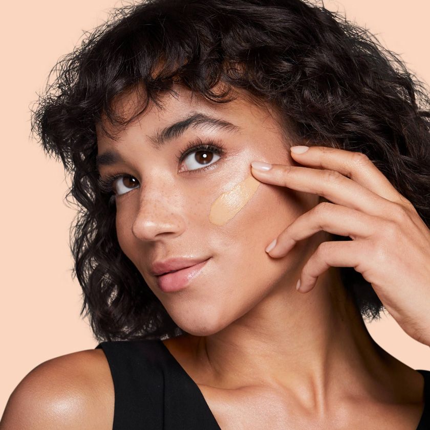 Kem dưỡng ẩm có màu là gì? Top 5 kem dưỡng ẩm nâng tone da sáng mịn - 1