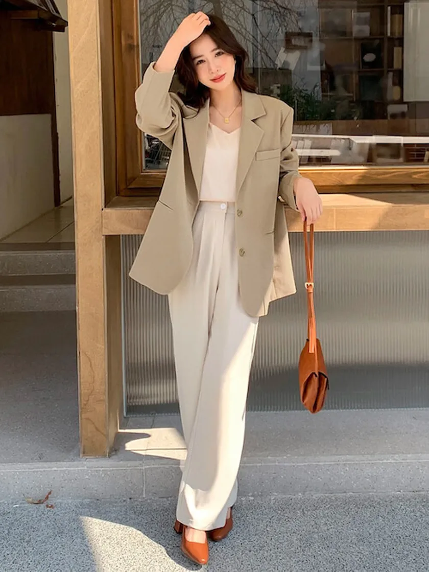 10 kiểu áo khoác mùa Thu đẹp nên có trong tủ đồ của phái nữ