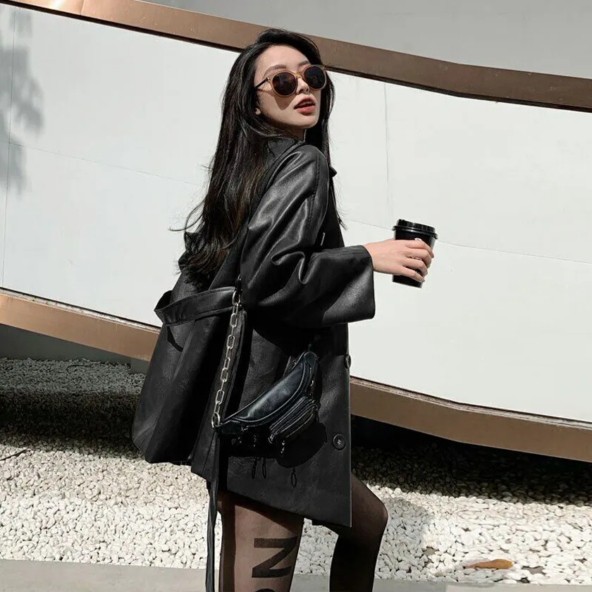 10 kiểu áo khoác mùa Thu đẹp nên có trong tủ đồ của phái nữ