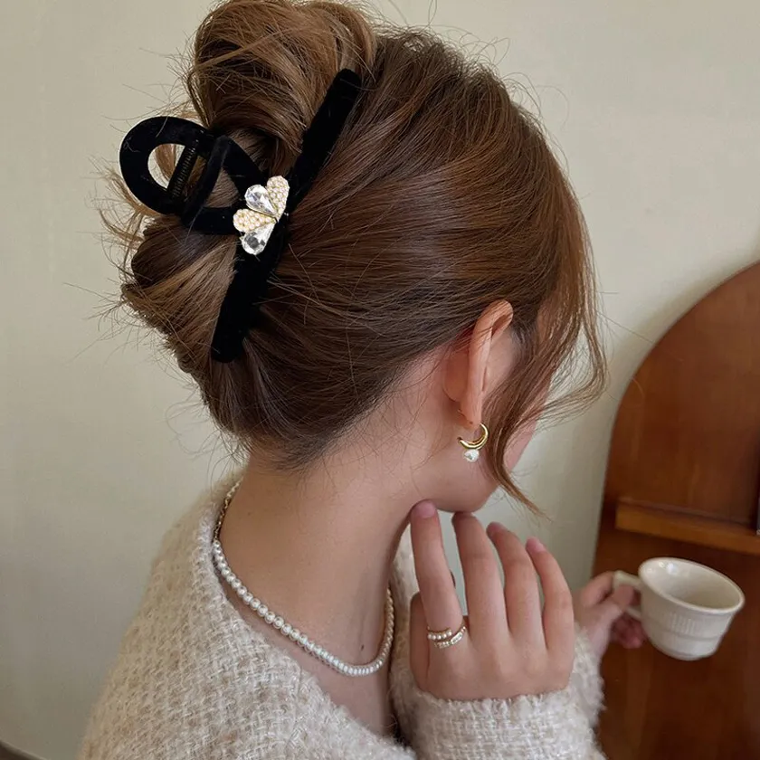 Mách nàng 9 kiểu buộc tóc cho mặt tròn đẹp như gái Hàn