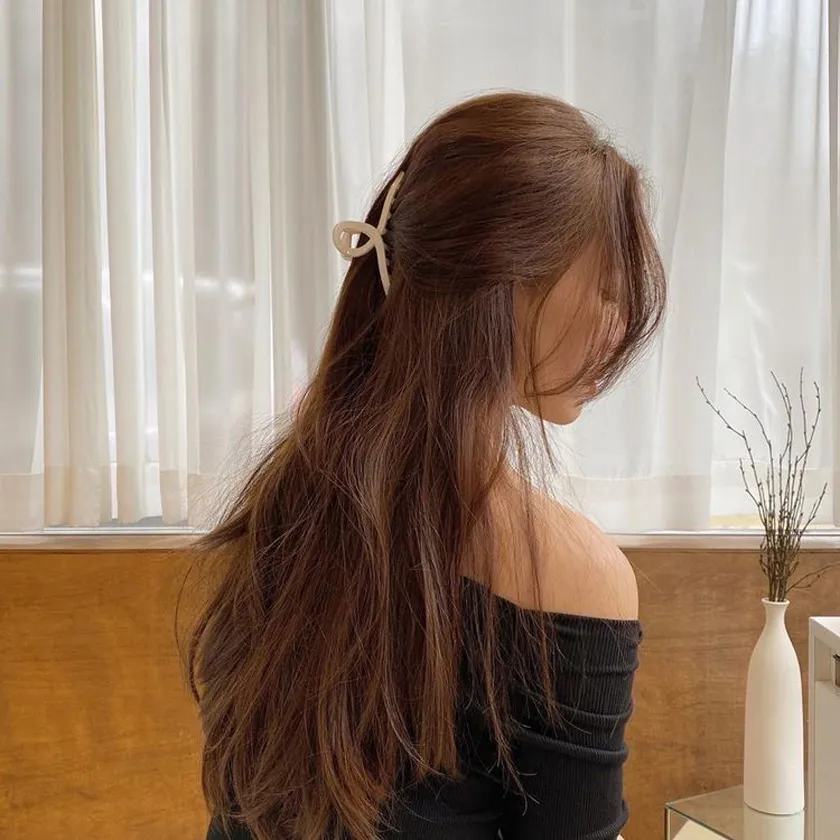 Mách nàng 9 kiểu buộc tóc cho mặt tròn đẹp như gái Hàn