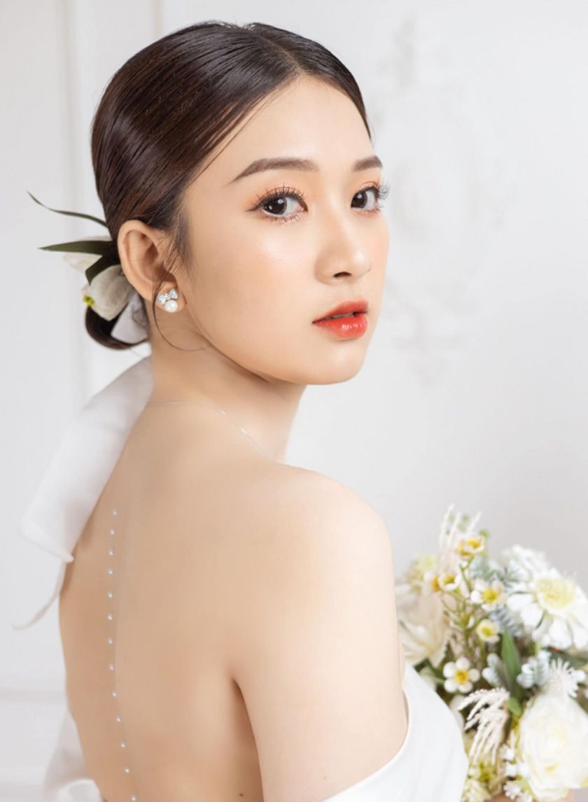 Top 18 kiểu tóc cho cô dâu tóc mỏng thưa trông dày đẹp hơn
