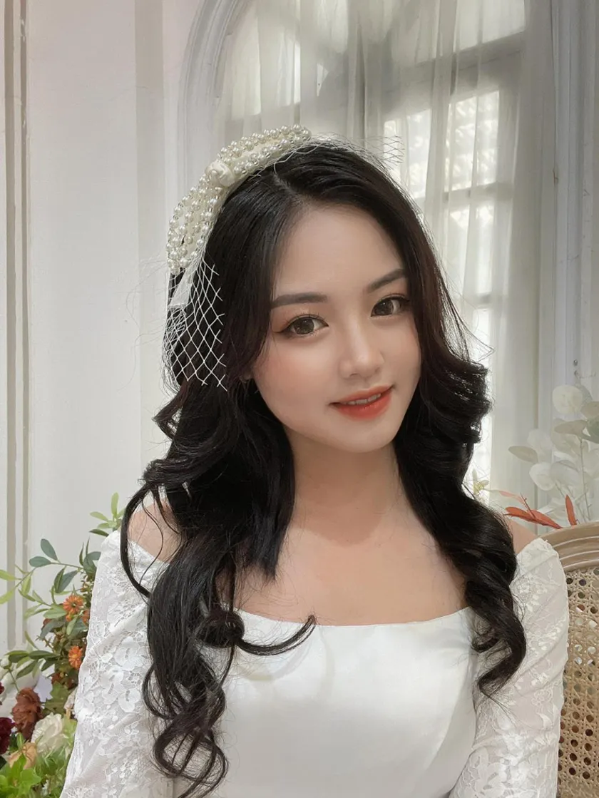 Top 18 kiểu tóc cho cô dâu tóc mỏng thưa trông dày đẹp hơn