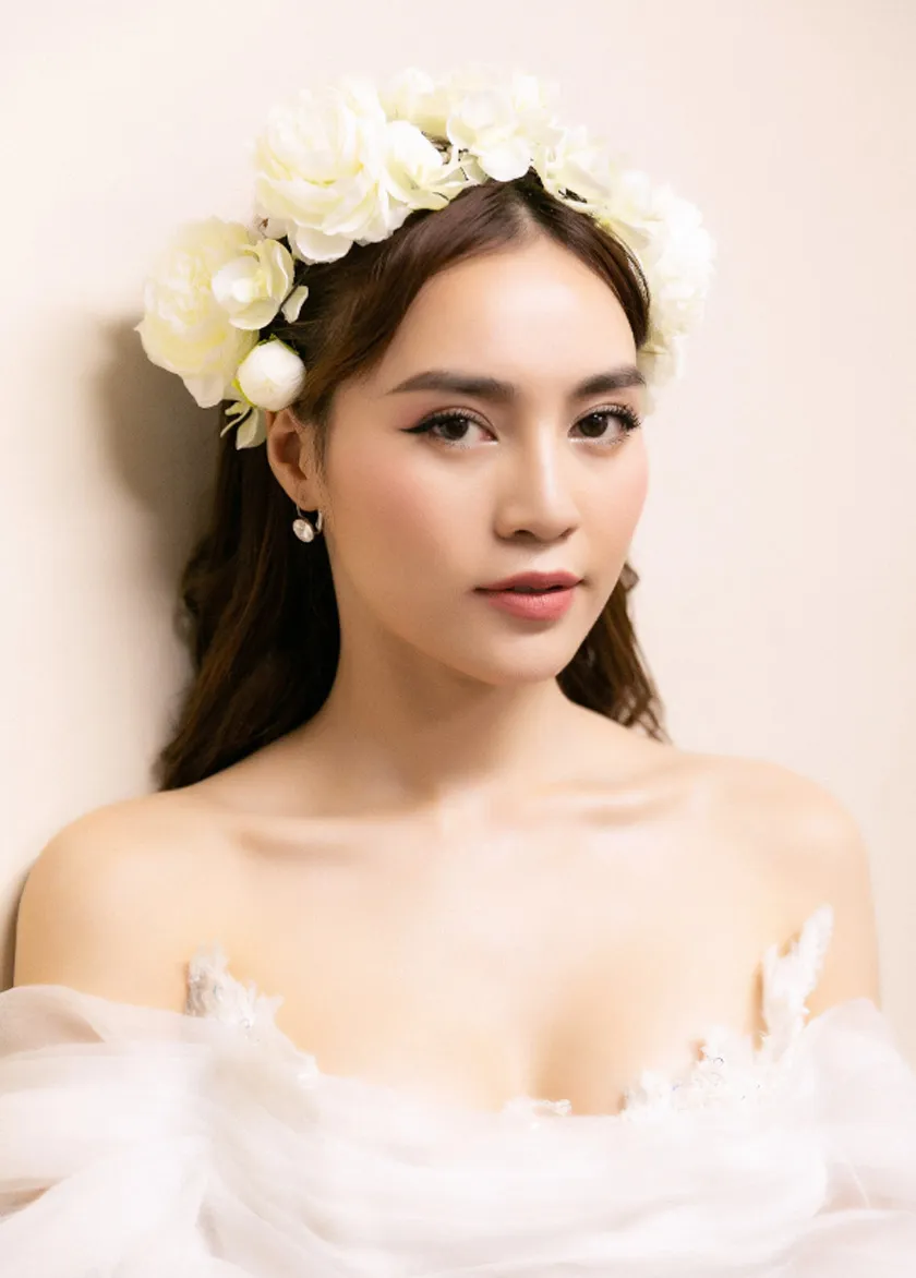 Top 18 kiểu tóc cho cô dâu tóc mỏng thưa trông dày đẹp hơn