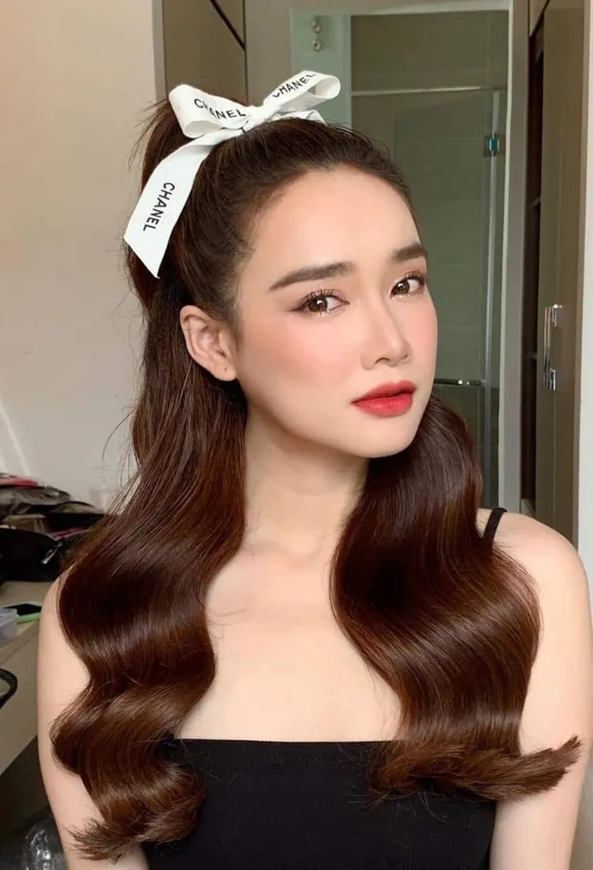 Bắt trend 24 kiểu tóc với dây ruy băng sành điệu như GenZ